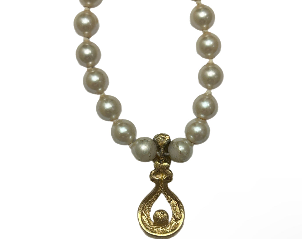 Christian dior vintage necklace