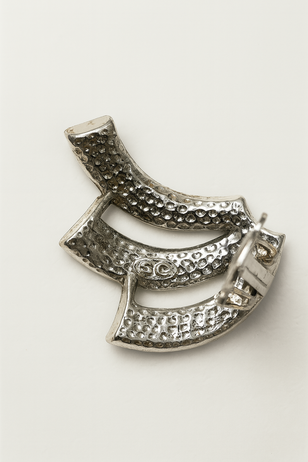 Vintage Sarah coventry Silver Fan Clip-On Earrings