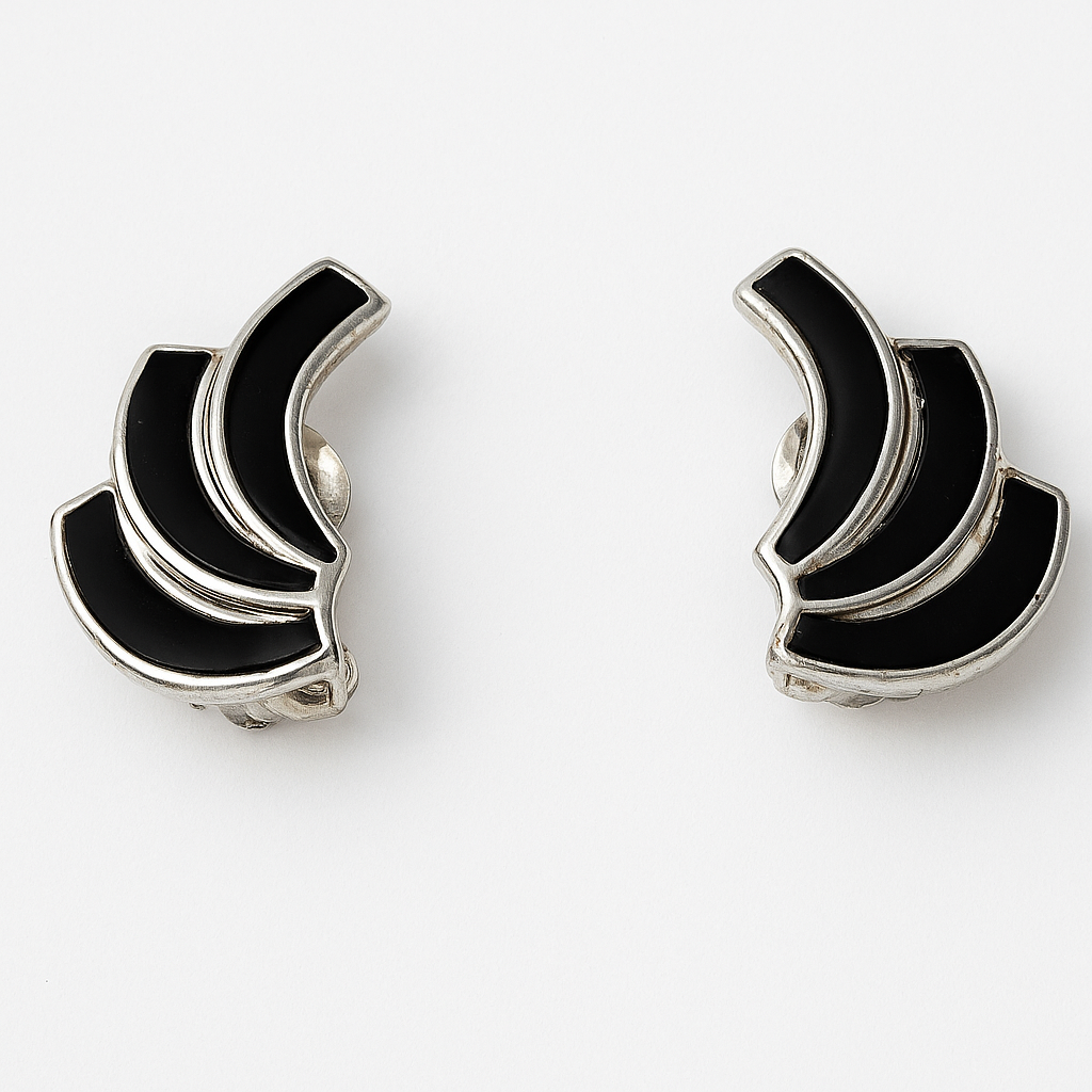 Vintage Sarah coventry Silver Fan Clip-On Earrings